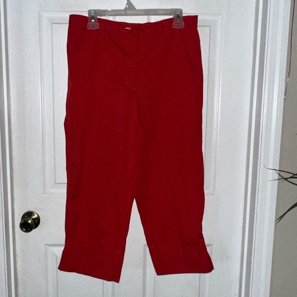 Liz Claiborne Red Cropped Capris